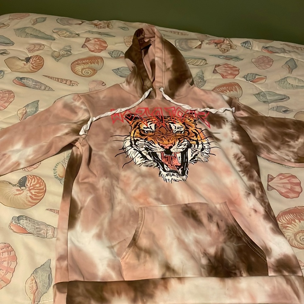 It does not fit me anymore,it is in very good condition